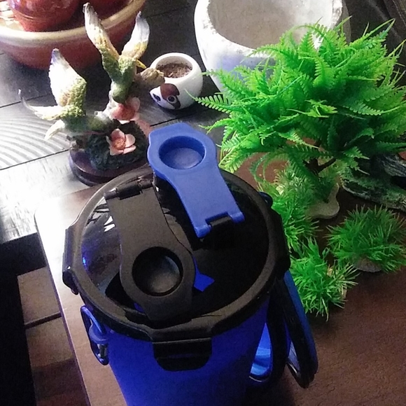 Pet water bottle - Picture 3 of 7